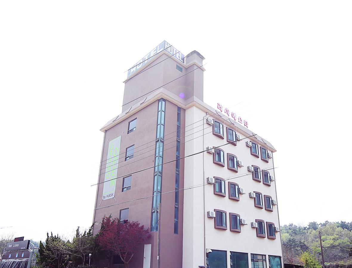 Gunsan La Siesta Hotel Eksteriør billede